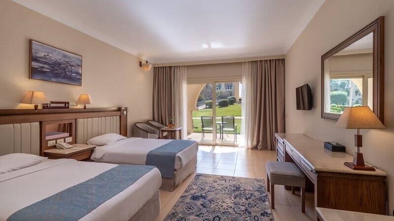 Serenity Alpha Beach